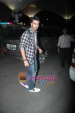 Ranbir Kapoor snapped at the airport  on 22nd April 2011 (2).JPG